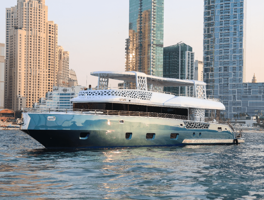 Boat and Yacht Shipping in Dubai: Everything You Need to Know Before Booking