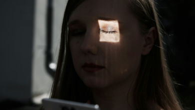 Deepfake Examples Across Industries: From Entertainment to Fraud