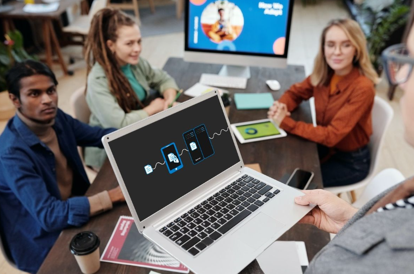 The Essential Guide to Choosing an Enterprise File Sharing Solution