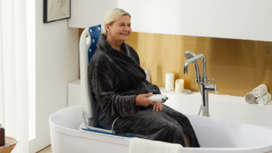 Bath Lift Chair Solutions That Restore Confidence in the Bathroom