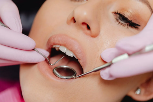 How General Dentistry Maintains Function Beneath Cosmetic Restorations