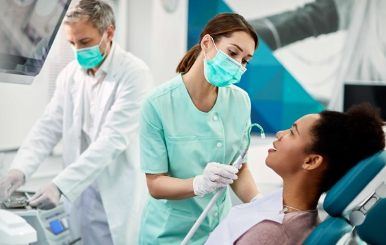 3 Reasons Families Value A Dentist Who Offers Aesthetic Options