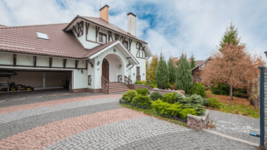 Block Paving, Gravel or Poured Surfaces: A Practical Comparison for Homeowners