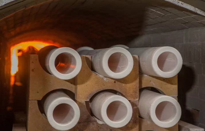 Understanding Ceramic Refractory Materials and Their Industrial Uses