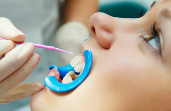 5 Preventive Dental Strategies That Families Can Use At Home